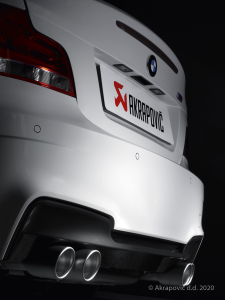 Výfuk Slip-On Line (titan) pro BMW 1 Series M Coupé (E82) 