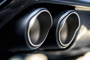 Výfuk Slip-On Line (titan) pro BMW M8 / M8 Competition (F91, F92) 2020 