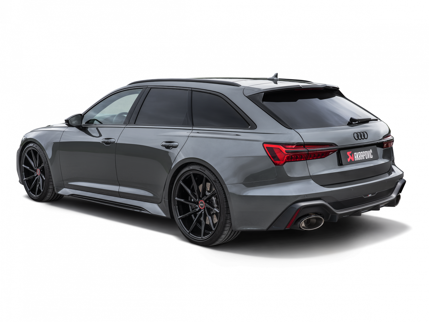 Sportovní výfuk Evolution Line (titan) pro Audi RS 6 Avant / RS 7 Sportback Performance (C8) 