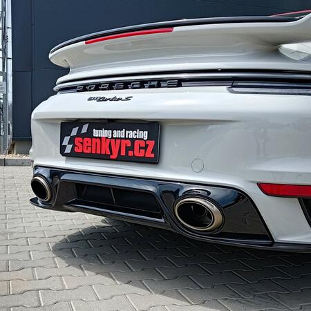 Porsche 911 Turbo S je považované za GT blížící...