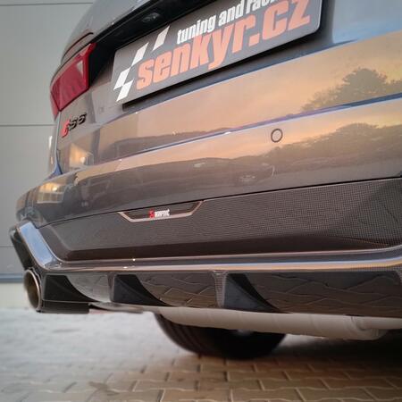 Kolegové z @bbcars_4you nechali instalovat do nového Audi RS...
