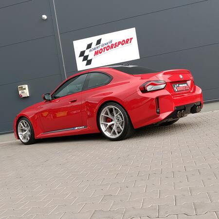 Pro BMW M2 generace G87 jsou k dispozici díly Akrapovič...