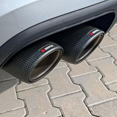 Nový Porsche Cayenne 536.2 se zabydlel na českém...
