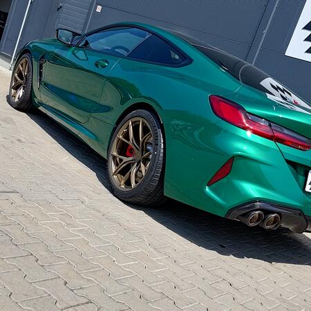 BMW M8 Coupé je old-school bavorákem v tom...