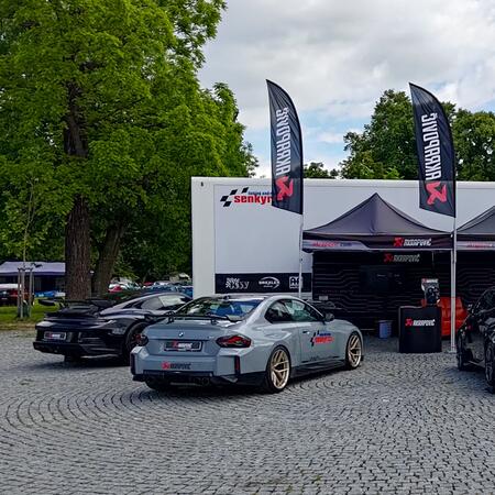 Dnes začaly LEGENDY 2025!
Ikonický @akrapovic je...