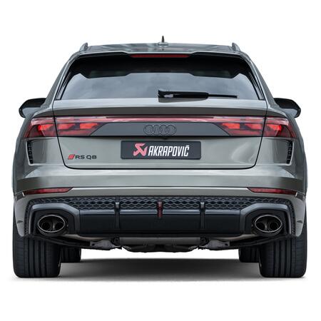 Facelift Audi RS Q8 přinesl v&iacute;c než jen změnu koncov&yacute;ch...
