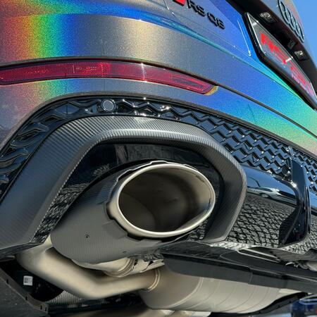 Prvn&iacute; sportovn&iacute; v&yacute;fuky Akrapovič pro...