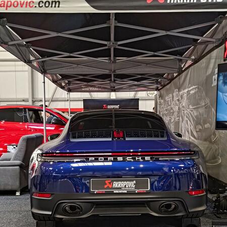 Prague Car Festival je v pln&eacute;m proudu a n&aacute;v&scaron;těvnost...