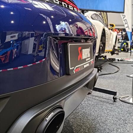 Prague Car Festival je v pln&eacute;m proudu a n&aacute;v&scaron;těvnost...