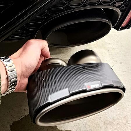 Instalovali jsme sportovn&iacute; v&yacute;fuk Akrapovič&nbsp;...