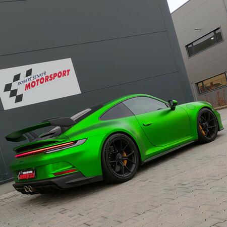 Toto Porsche 911 GT3 (992) dostalo k nezaměnitelnému vzhledu...